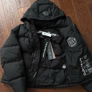 Aritzia Super Puffer Shorty